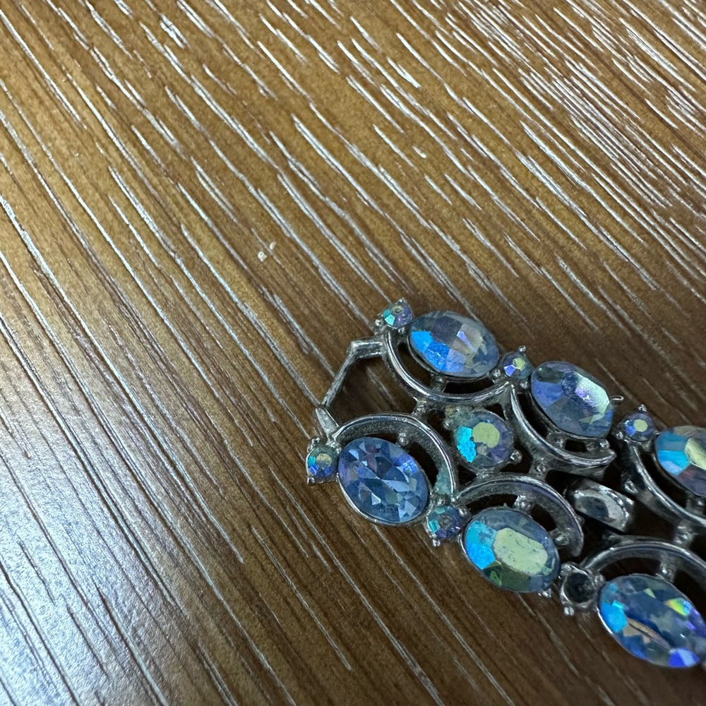 TRIFARI 1950s GREAT BLUE AURORA STONES BRACELET - SILVER TONE - Picture 7 of 10